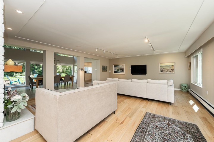 Photo 5 at 4151 Tytahun Crescent, University VW, Vancouver West