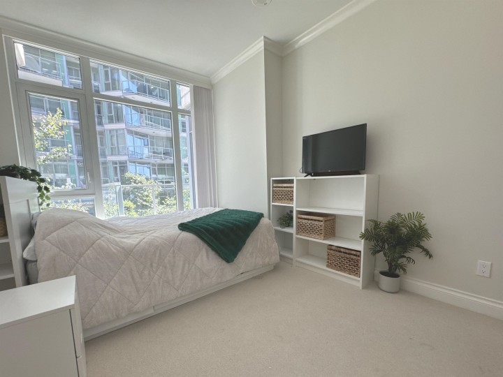 Photo 9 at 202 - 185 Victory Ship Way, Lower Lonsdale, North Vancouver