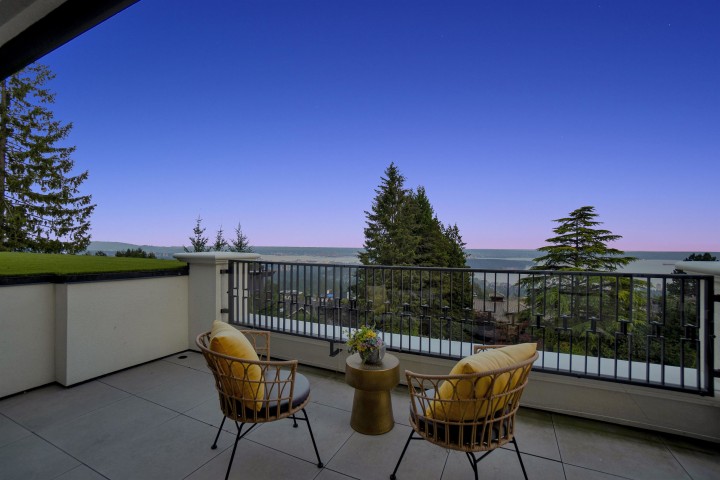 Photo 27 at 1419 Bramwell Road, Chartwell, West Vancouver