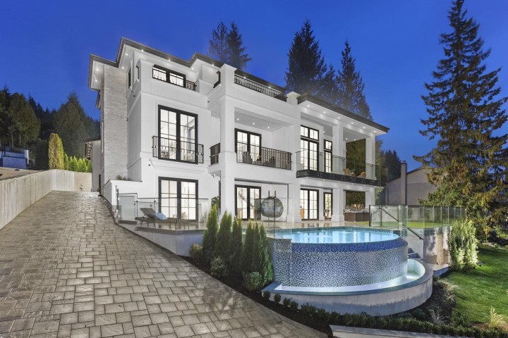 Photo 2 at 1419 Bramwell Road, Chartwell, West Vancouver