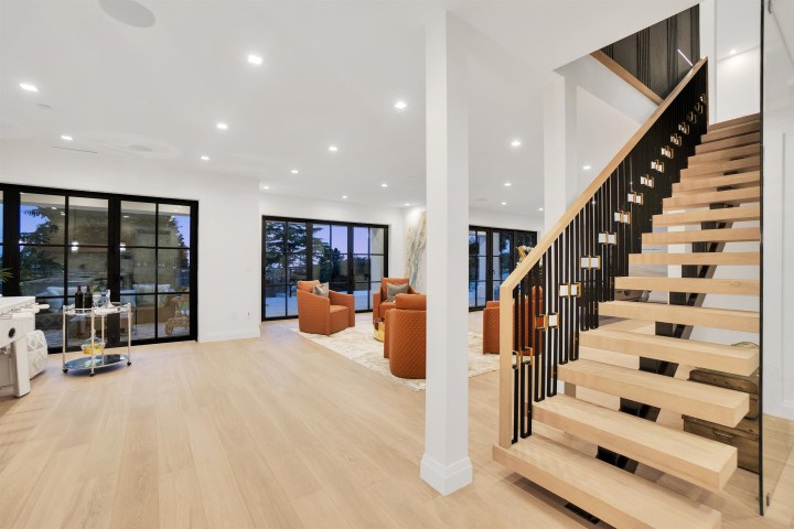 Photo 36 at 1419 Bramwell Road, Chartwell, West Vancouver