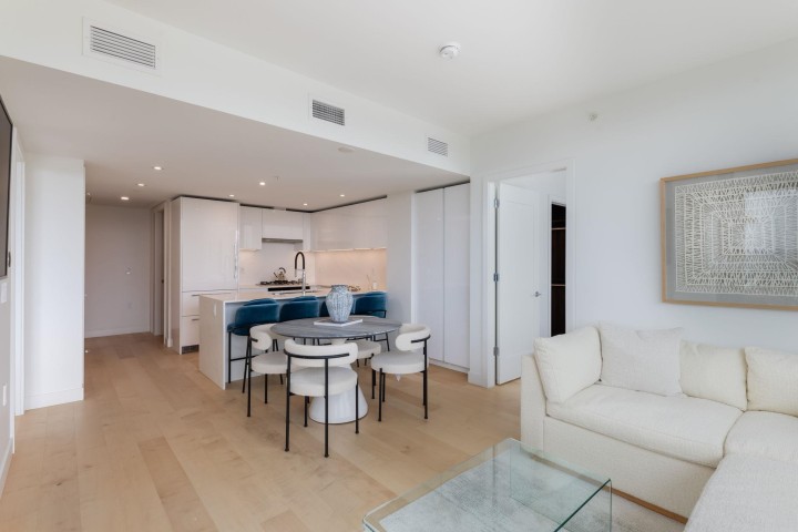 Photo 6 at 901 - 135 E 13th Street, Central Lonsdale, North Vancouver