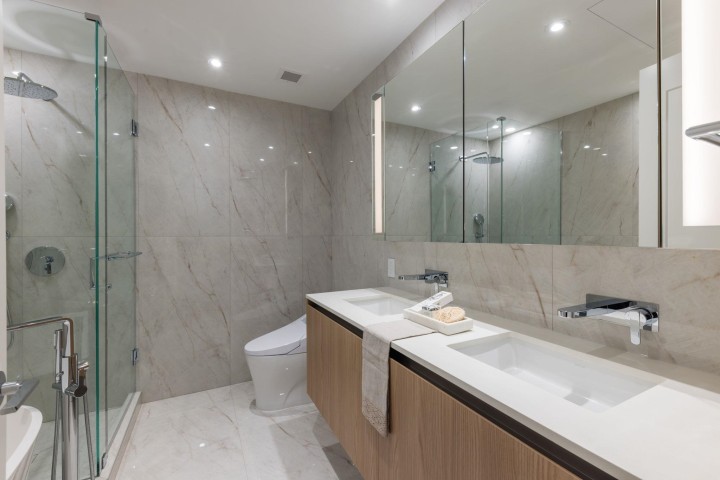 Photo 17 at 901 - 135 E 13th Street, Central Lonsdale, North Vancouver