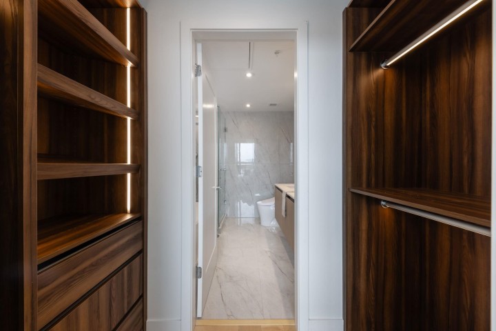 Photo 16 at 901 - 135 E 13th Street, Central Lonsdale, North Vancouver