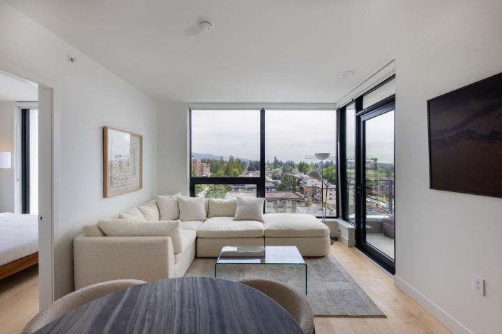 Photo 3 at 901 - 135 E 13th Street, Central Lonsdale, North Vancouver