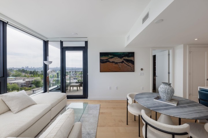 Photo 5 at 901 - 135 E 13th Street, Central Lonsdale, North Vancouver