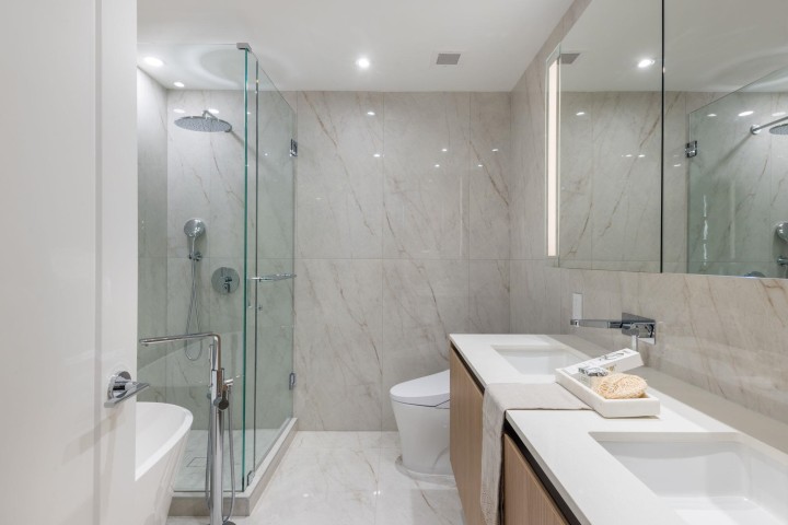 Photo 18 at 901 - 135 E 13th Street, Central Lonsdale, North Vancouver