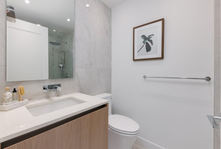 Photo 21 at 901 - 135 E 13th Street, Central Lonsdale, North Vancouver