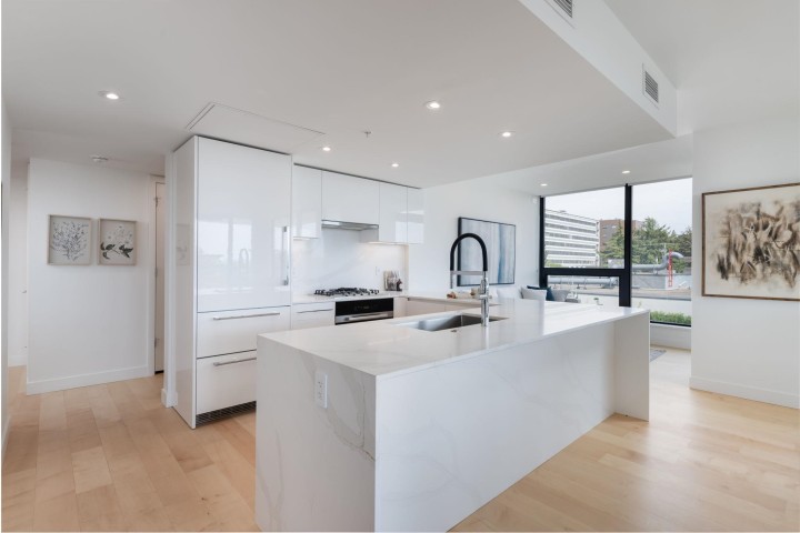 Photo 13 at 302 - 135 E 13th Street, Central Lonsdale, North Vancouver