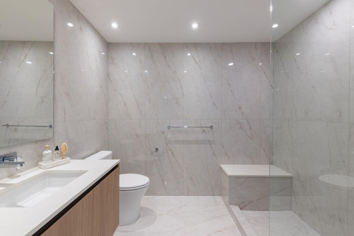 Photo 26 at 302 - 135 E 13th Street, Central Lonsdale, North Vancouver