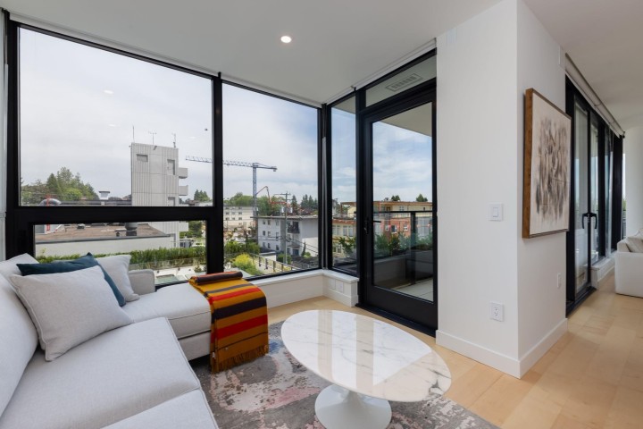 Photo 18 at 302 - 135 E 13th Street, Central Lonsdale, North Vancouver