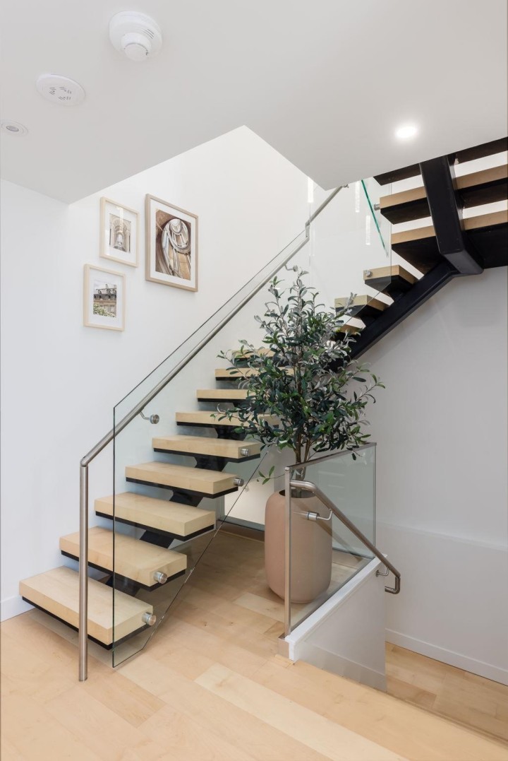 Photo 23 at TH1 - 135 E 13th Street, Central Lonsdale, North Vancouver