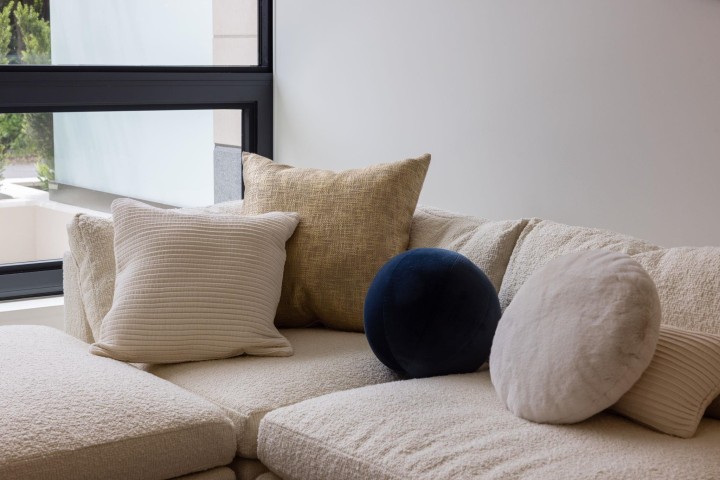 Photo 6 at TH1 - 135 E 13th Street, Central Lonsdale, North Vancouver