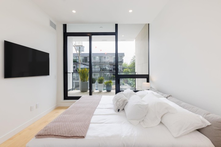 Photo 26 at TH1 - 135 E 13th Street, Central Lonsdale, North Vancouver