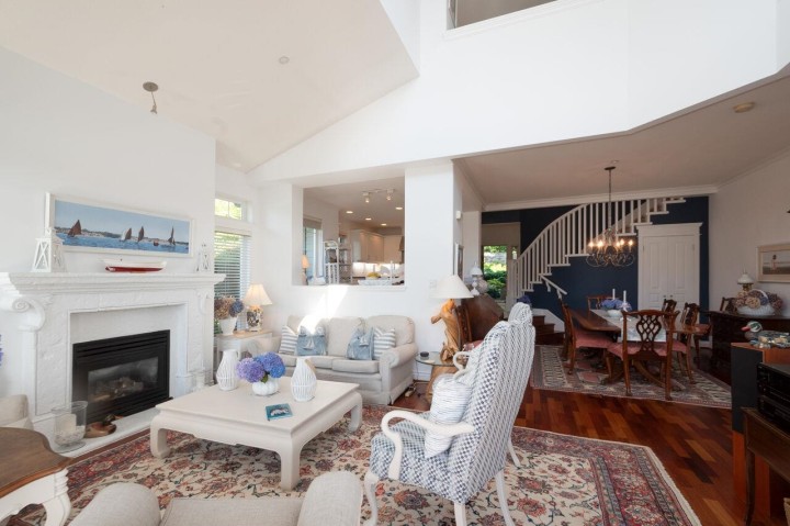 Photo 7 at 15 Beach Drive, Furry Creek, West Vancouver