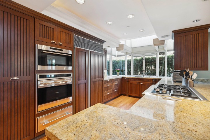 Photo 16 at 2406 Bellevue Avenue, Dundarave, West Vancouver