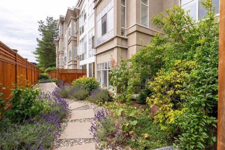 Photo 1 at 115 - 630 Roche Point Drive, Roche Point, North Vancouver