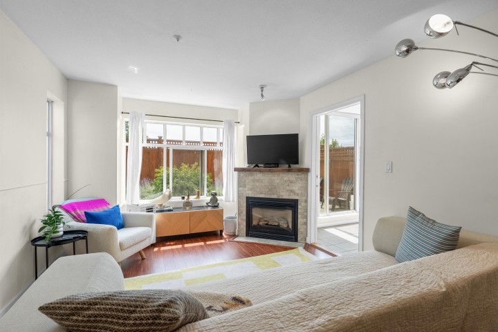 Photo 4 at 115 - 630 Roche Point Drive, Roche Point, North Vancouver