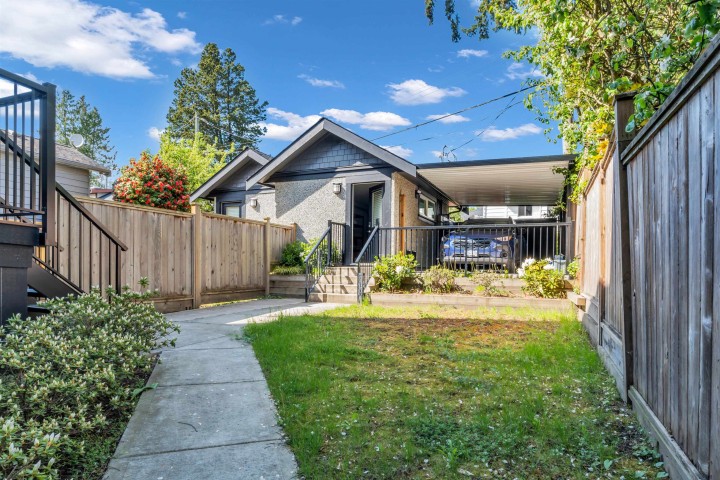 Photo 21 at 1125 Park Drive, South Granville, Vancouver West