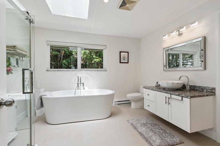 Photo 17 at 4425 Keith Road, Caulfeild, West Vancouver