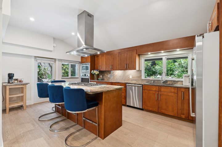 Photo 10 at 4425 Keith Road, Caulfeild, West Vancouver