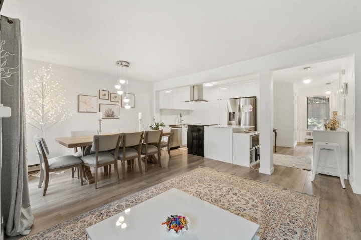 Photo 2 at 23 - 2133 St. Georges Avenue, Central Lonsdale, North Vancouver