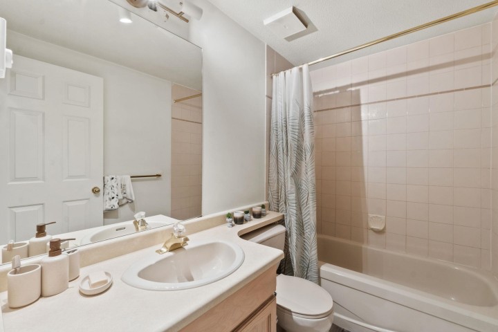 Photo 13 at 23 - 2133 St. Georges Avenue, Central Lonsdale, North Vancouver