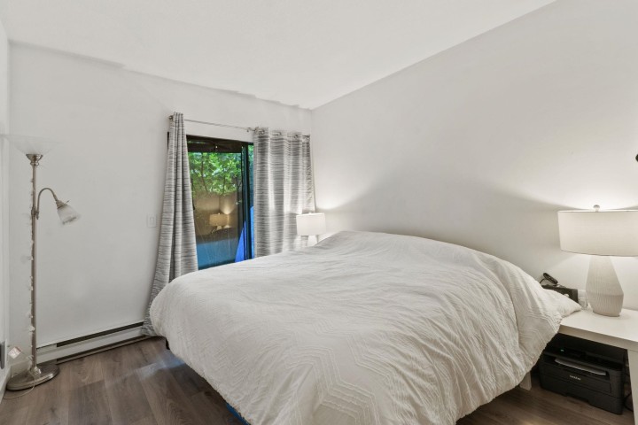 Photo 5 at 23 - 2133 St. Georges Avenue, Central Lonsdale, North Vancouver