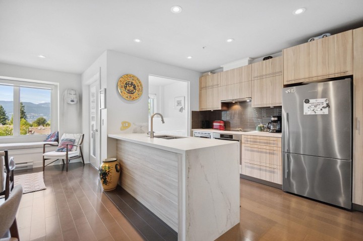 Photo 22 at 306 - 4463 W 10th Avenue, Point Grey, Vancouver West