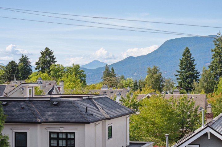 Photo 33 at 306 - 4463 W 10th Avenue, Point Grey, Vancouver West