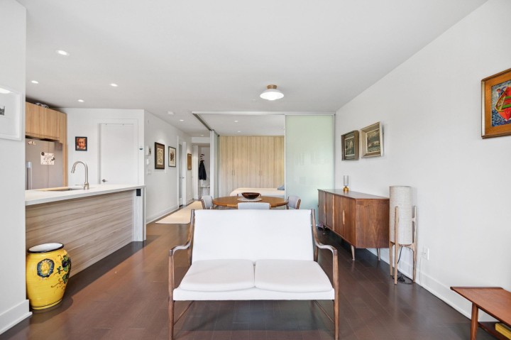 Photo 14 at 306 - 4463 W 10th Avenue, Point Grey, Vancouver West