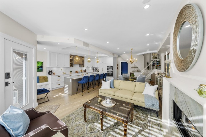 Photo 7 at 112 - 3600 Windcrest Drive, Roche Point, North Vancouver