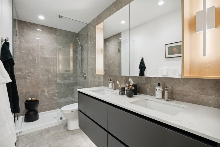 Photo 4 at 123 - 2050 Glenaire Drive, Pemberton NV, North Vancouver