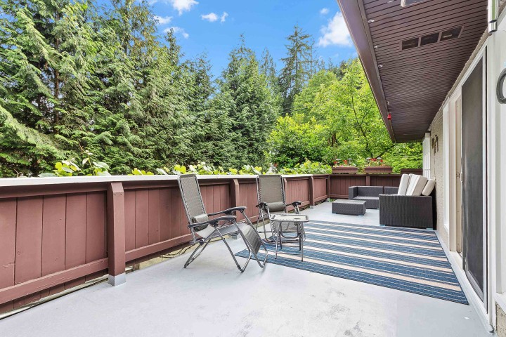 Photo 13 at 4540 Mountain Highway, Lynn Valley, North Vancouver