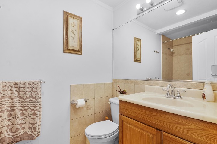 Photo 16 at 4540 Mountain Highway, Lynn Valley, North Vancouver