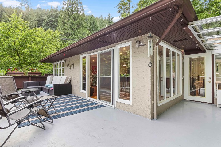 Photo 12 at 4540 Mountain Highway, Lynn Valley, North Vancouver