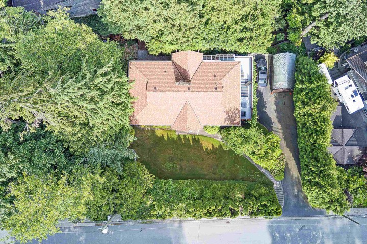 Photo 32 at 4540 Mountain Highway, Lynn Valley, North Vancouver