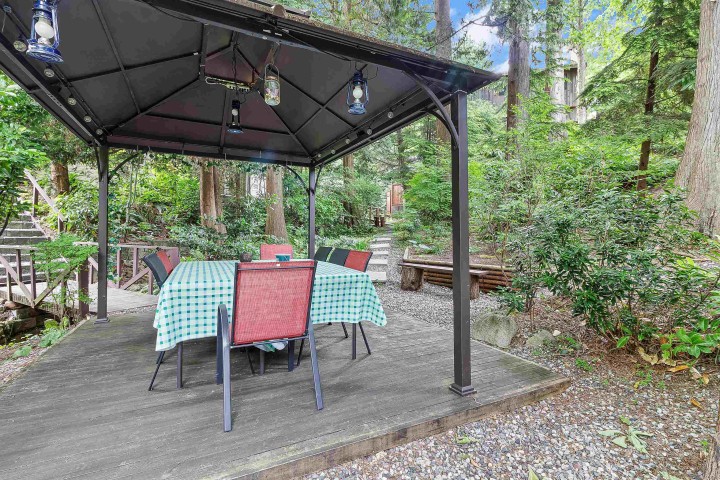 Photo 31 at 4540 Mountain Highway, Lynn Valley, North Vancouver