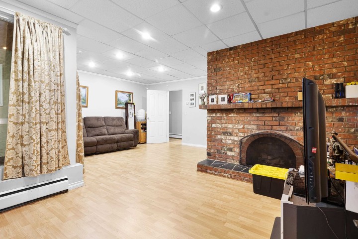 Photo 25 at 4540 Mountain Highway, Lynn Valley, North Vancouver