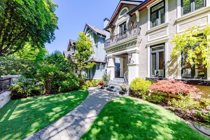 Photo 3 at 3715 W 22nd Avenue, Dunbar, Vancouver West
