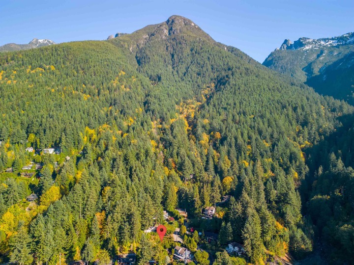 Photo 12 at 475 Bayview Road, Lions Bay, West Vancouver