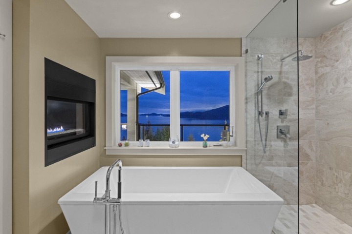 Photo 26 at 350 Bayview Road, Lions Bay, West Vancouver