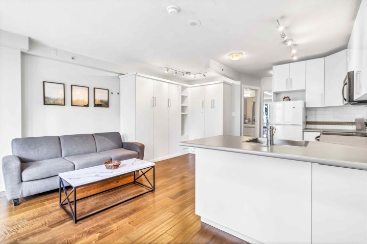 Photo 13 at 710 - 939 Homer Street, Yaletown, Vancouver West