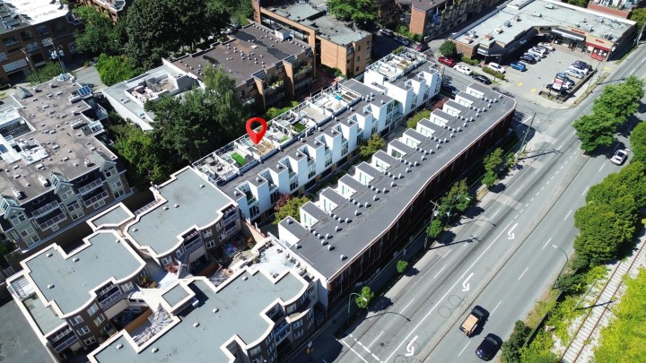 Photo 4 at 2216 Willow Street, Fairview VW, Vancouver West