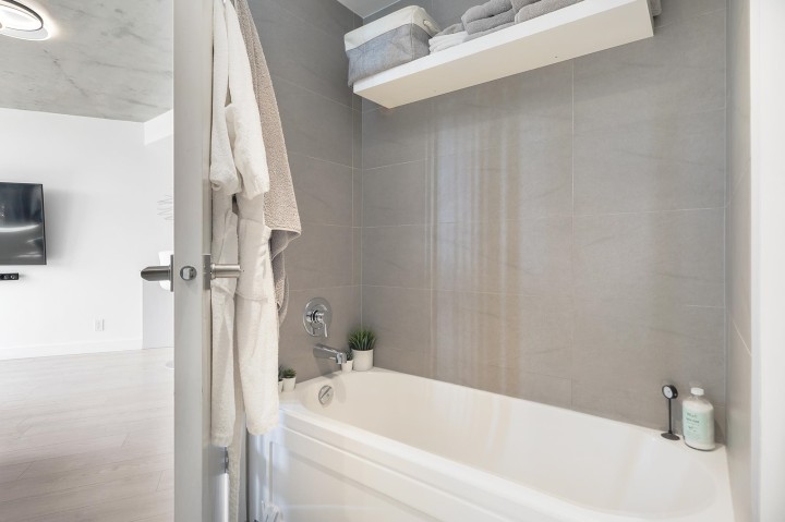 Photo 5 at 3209 - 128 W Cordova Street, Downtown VW, Vancouver West