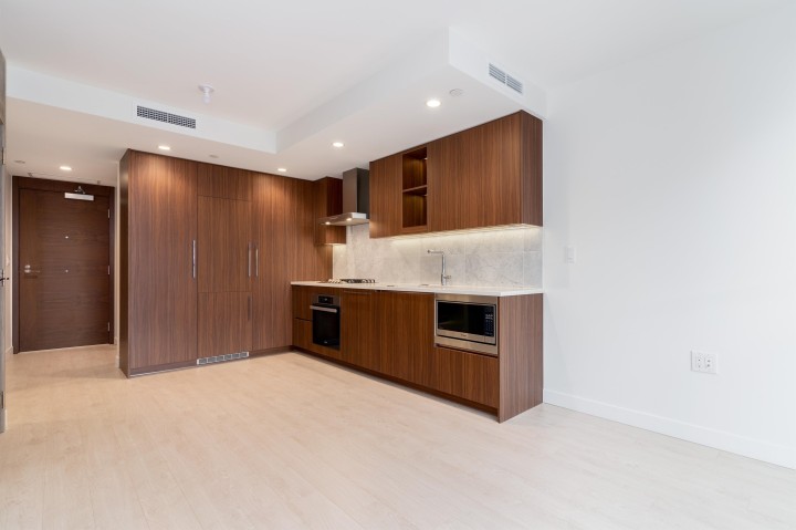 Photo 3 at 603 - 1768 Cook Street, False Creek, Vancouver West