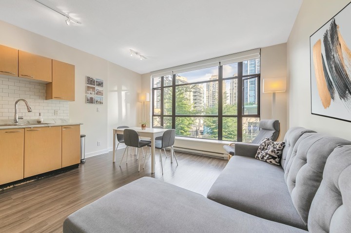 Photo 6 at 307 - 1249 Granville Street, Downtown VW, Vancouver West