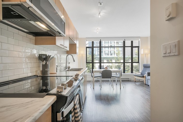 Photo 16 at 307 - 1249 Granville Street, Downtown VW, Vancouver West