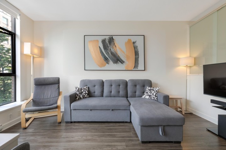 Photo 7 at 307 - 1249 Granville Street, Downtown VW, Vancouver West