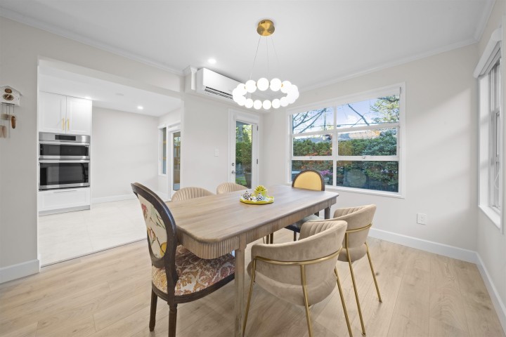 Photo 23 at 103 - 3399 Capilano Crescent, Edgemont, North Vancouver